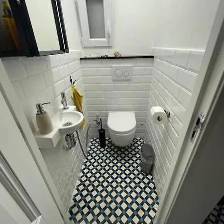 Spacious & Cozy House. 3 Bedrooms, 2.5 Bathrooms